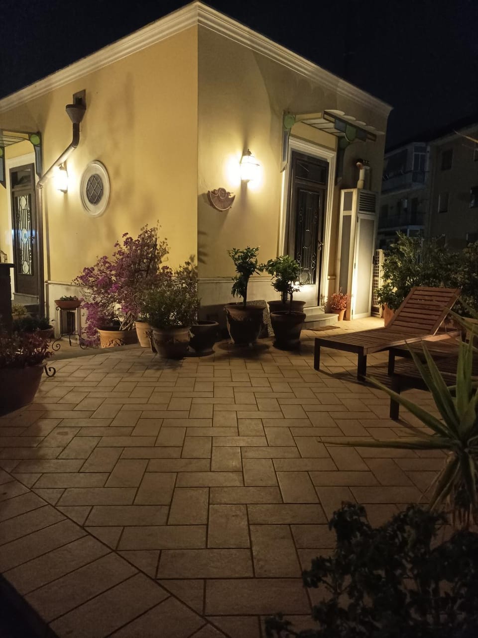 Balcony/Terrace, Balcony/Terrace