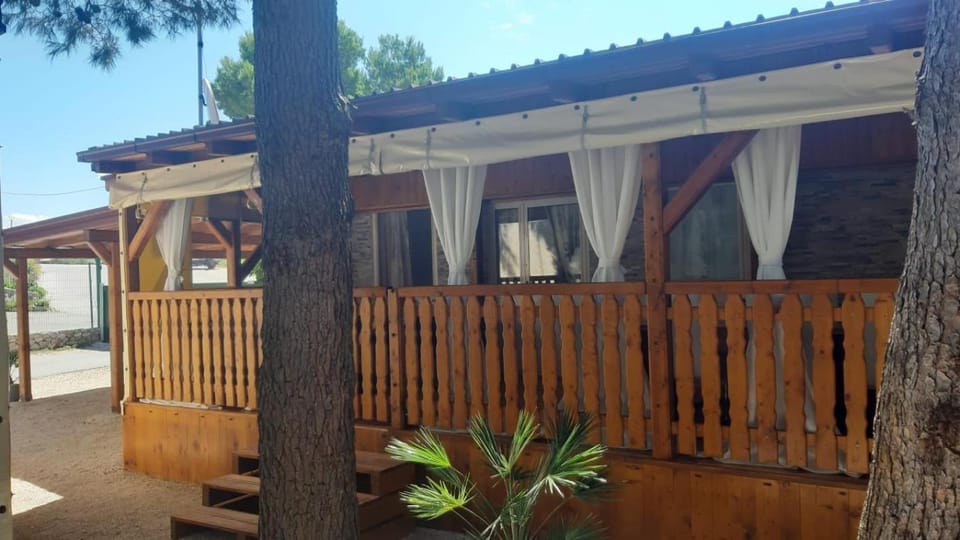 Mobile home Lučan Campground/ 
RV Resort in Šibenik-Knin County, Croatia
