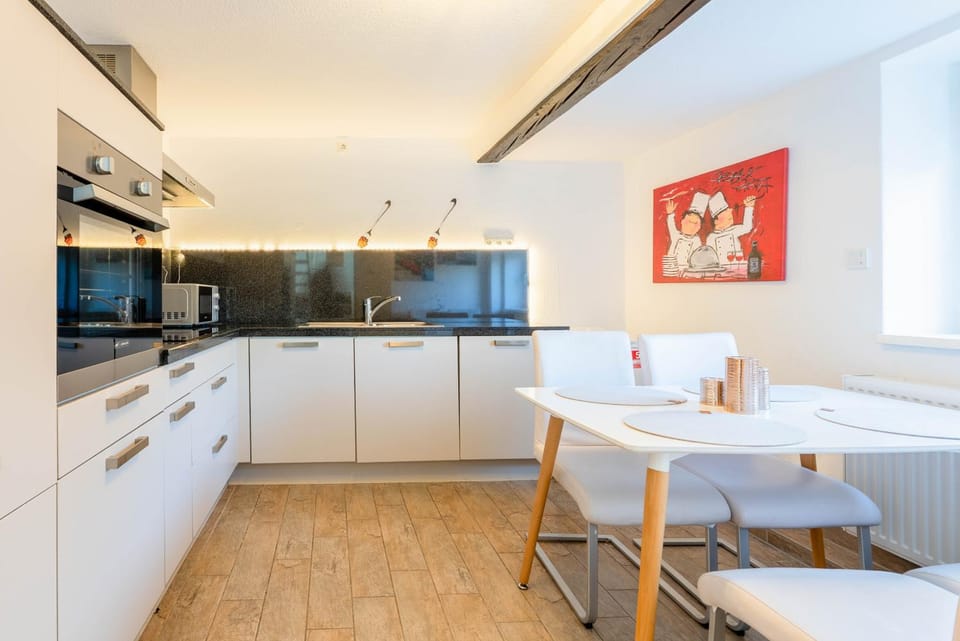 Kitchen or kitchenette, Dining area, kitchen, kitchen