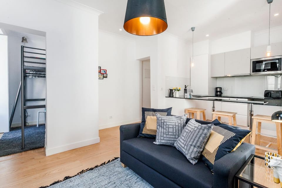 Kitchen or kitchenette, Living room, bunk bed