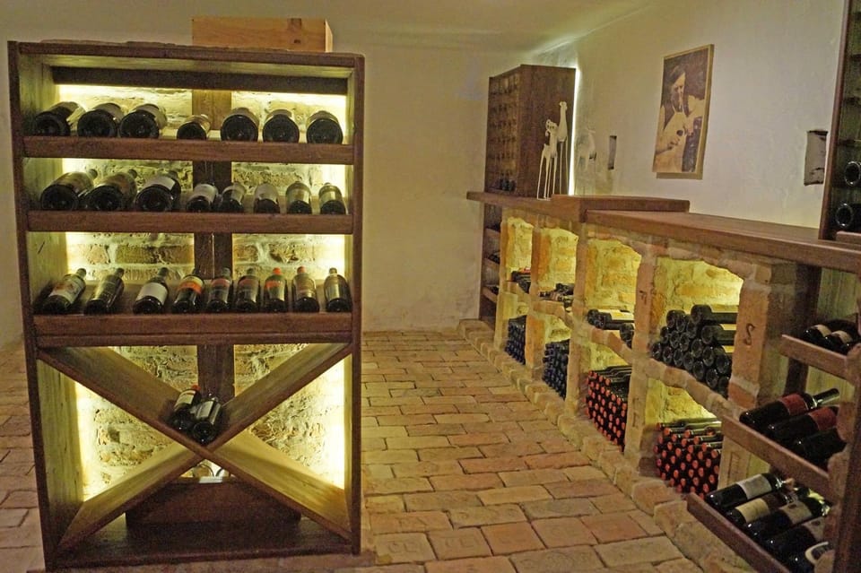 Lounge or bar, Alcoholic drinks