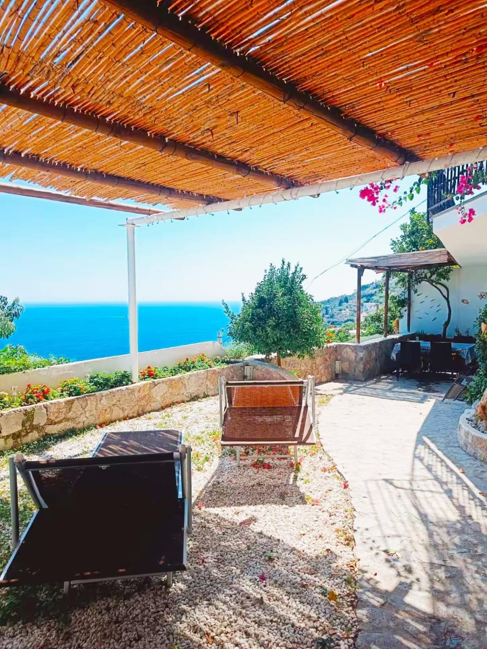 Mareluna Holiday Home House in Praiano