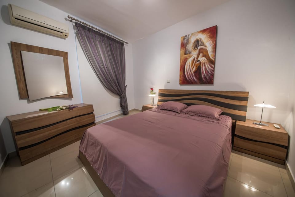 Skylight Megaron Apartment in Larnaca