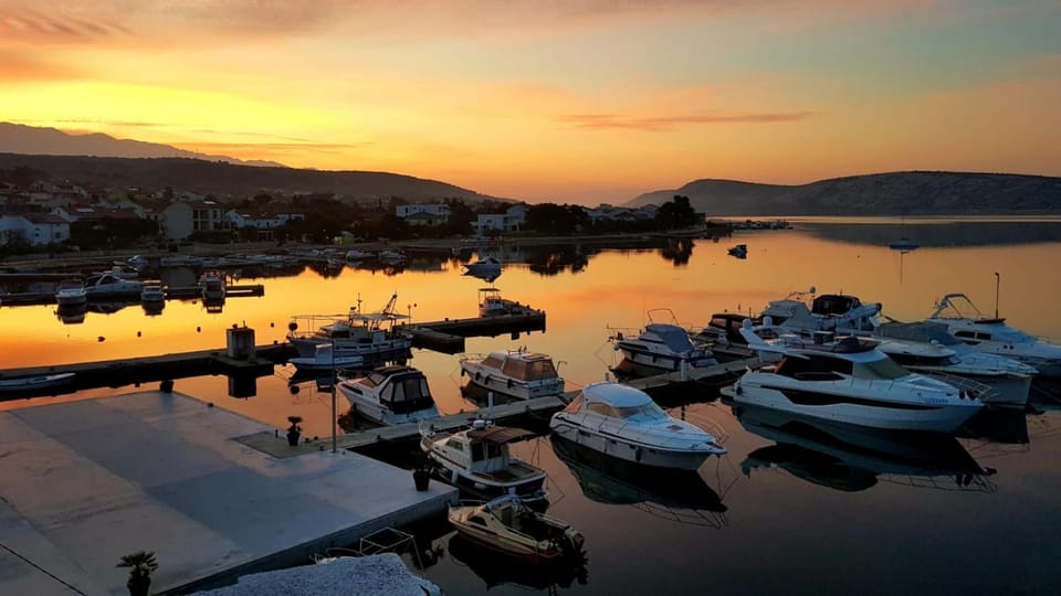 Captain's Apartment Apartment in Lika-Senj County