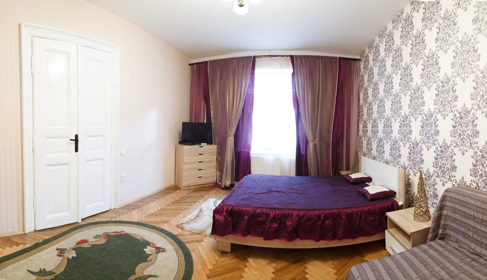 Apartment on Tyktora Apartment in Lviv