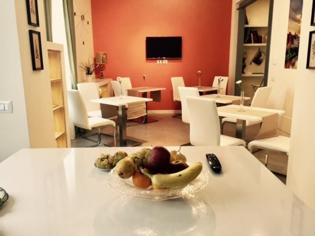 Food and drinks, Communal kitchen