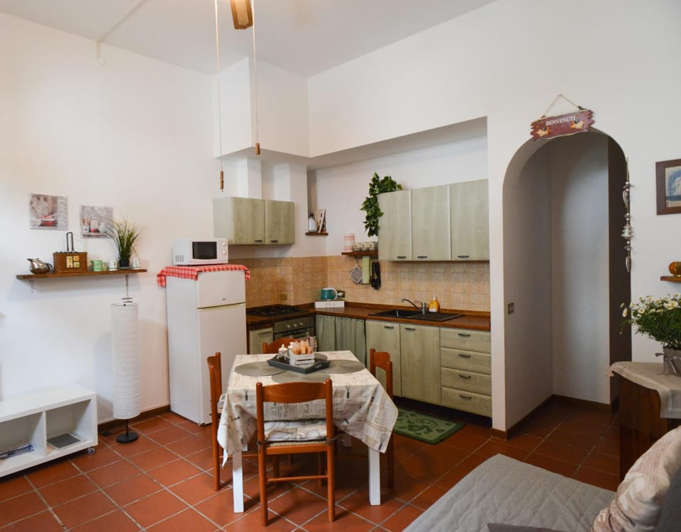 TV and multimedia, Kitchen or kitchenette, Living room, Bedroom