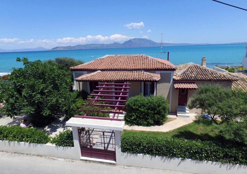 Property building, Facade/entrance, Sea view