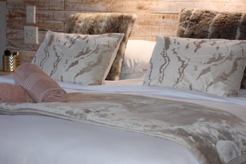 Villa Mariss Guesthouse Bed and Breakfast in Cape Town