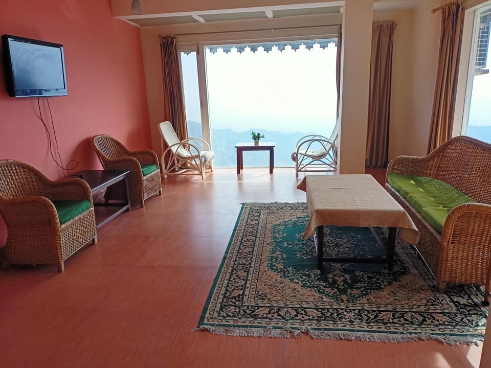 Communal lounge/ TV room, Living room