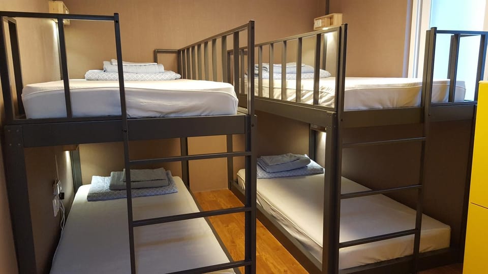 Photo of the whole room, bunk bed