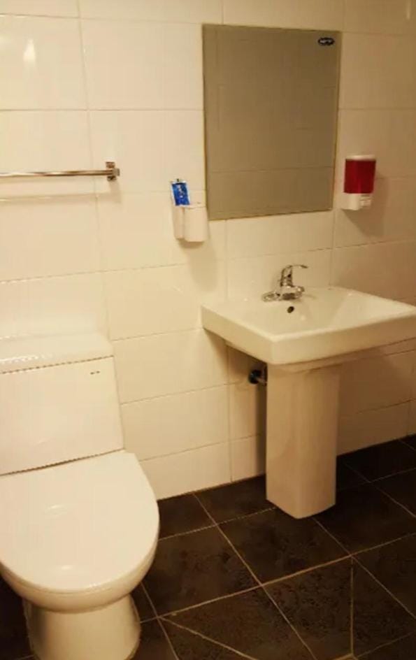 Seri Inn Guesthouse Bed and Breakfast in Busan