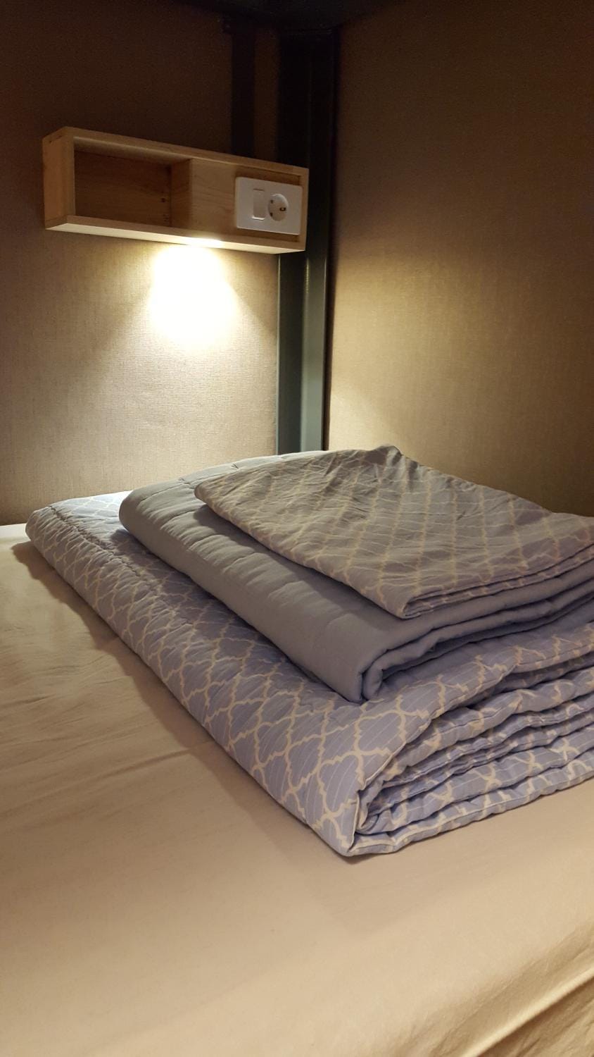 bunk bed