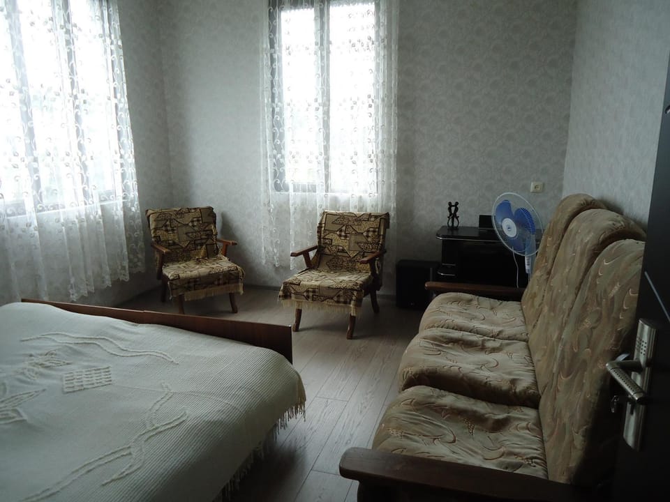 Guesthouse Sesili Bed and Breakfast in Batumi
