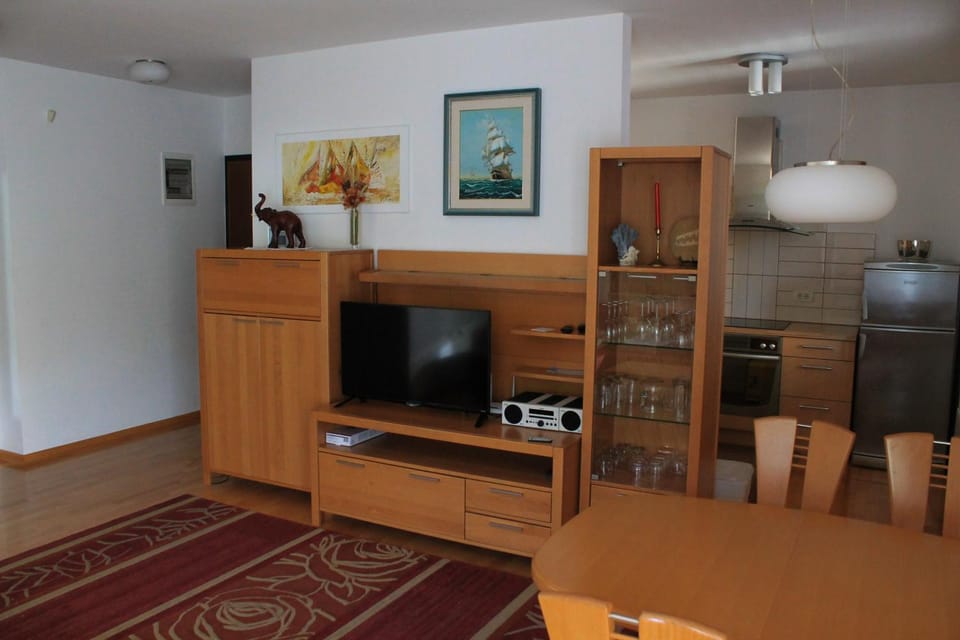 TV and multimedia, Living room