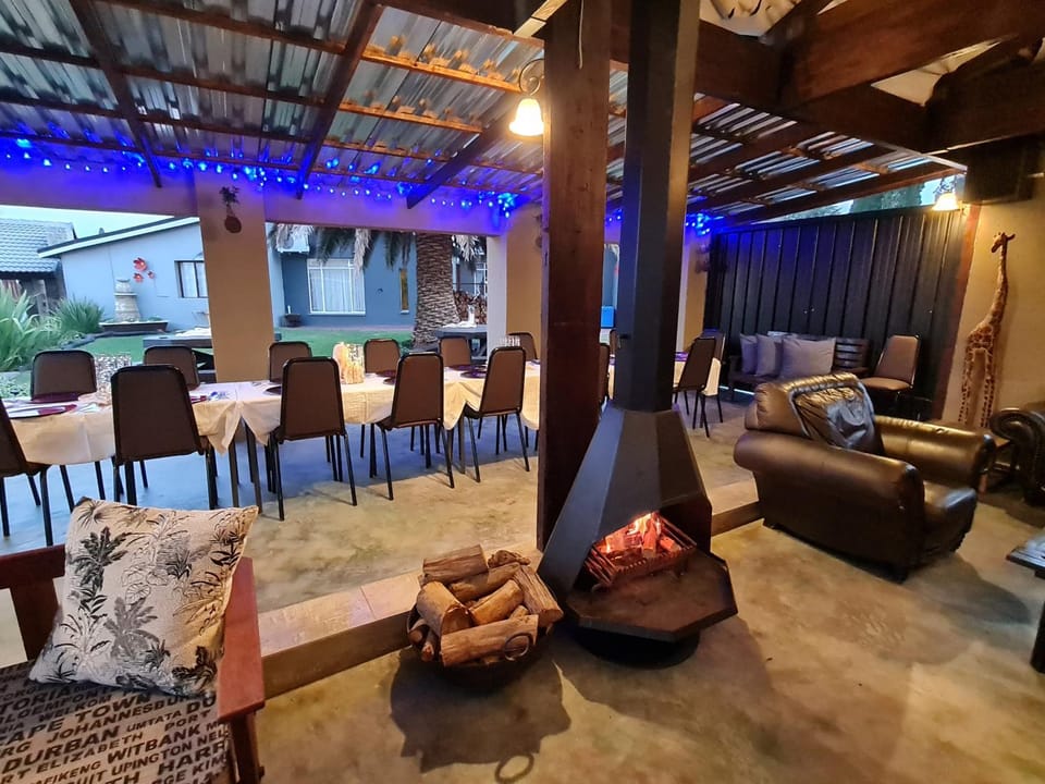 Property building, Restaurant/places to eat