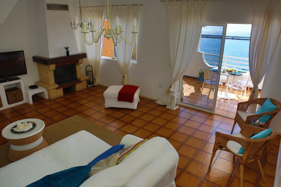 Living room, Sea view
