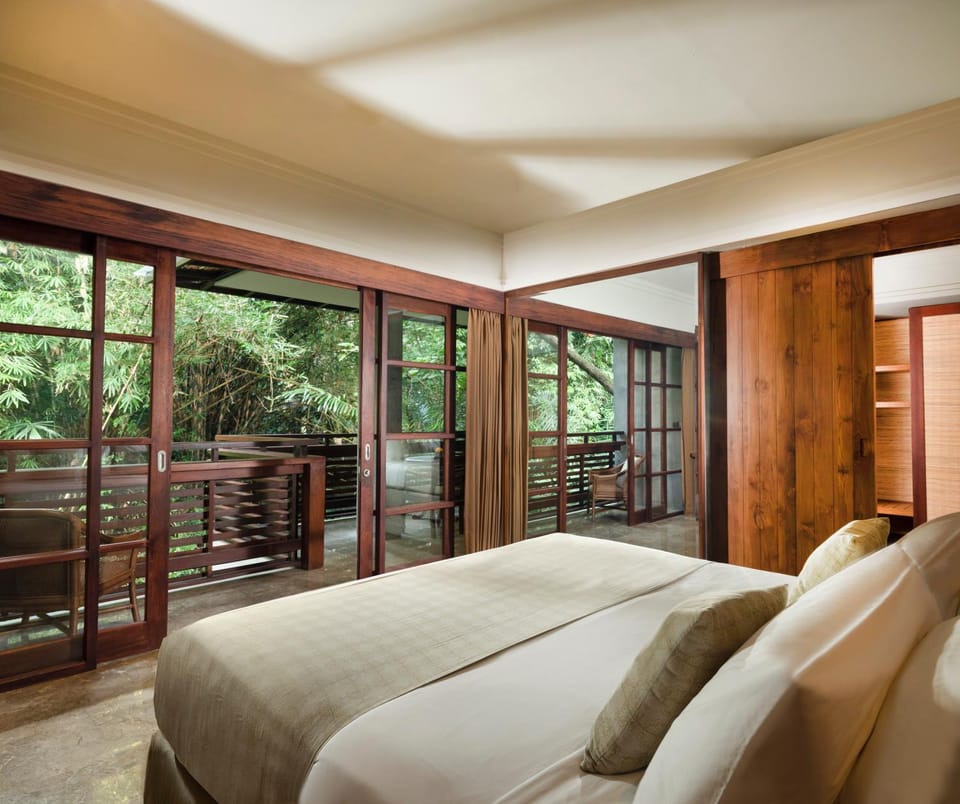 View (from property/room), Bedroom, River view