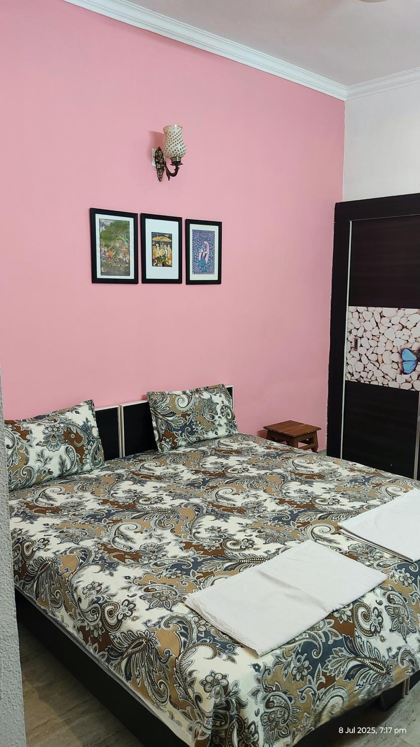 Tuk Tuk Homestay Vacation rental in Agra