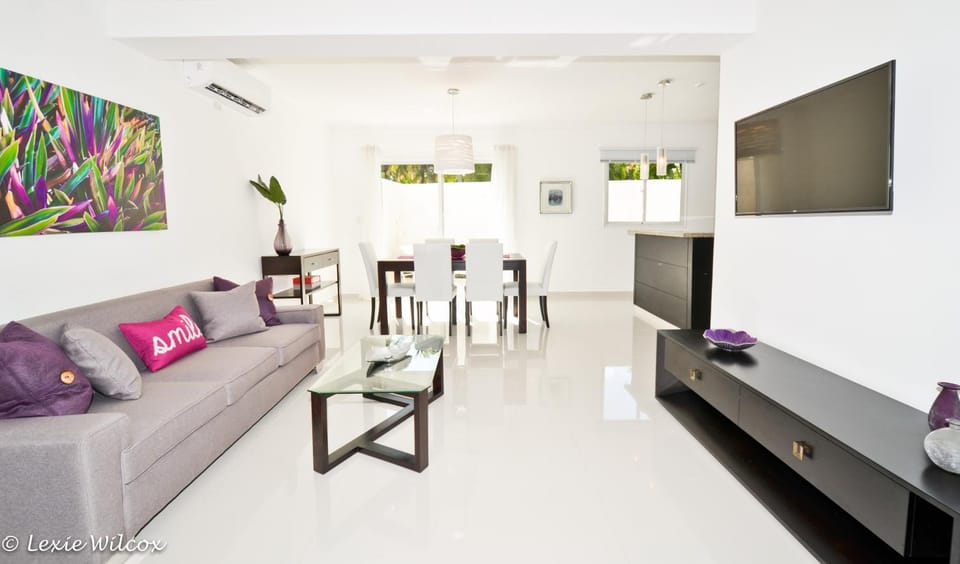 TV and multimedia, Balcony/Terrace, Living room, Dining area