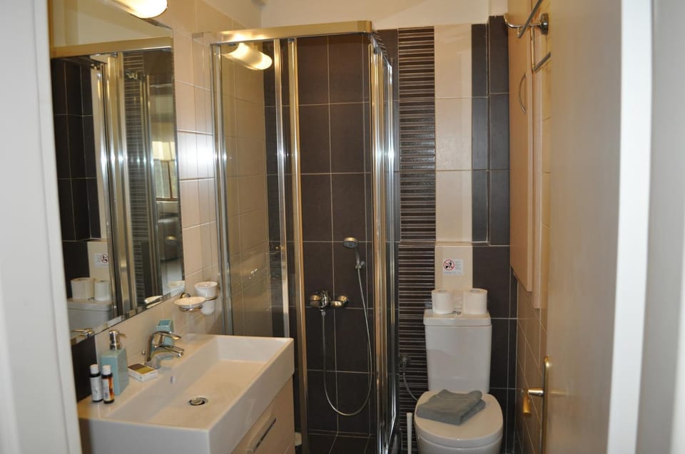 Shower, Bathroom