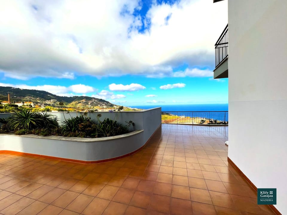 Balcony/Terrace, Balcony/Terrace