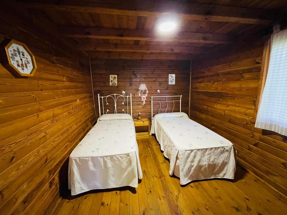 Casas Rurales Tabla Honda Farm Stay in Castile-La Mancha