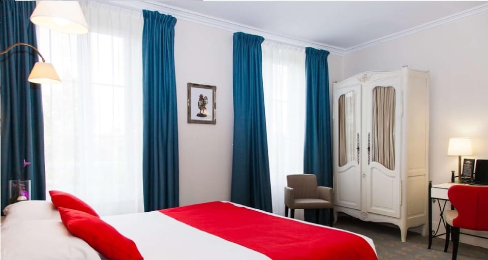 Photo of the whole room, On site