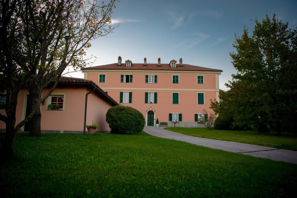 Facade/entrance, Beach