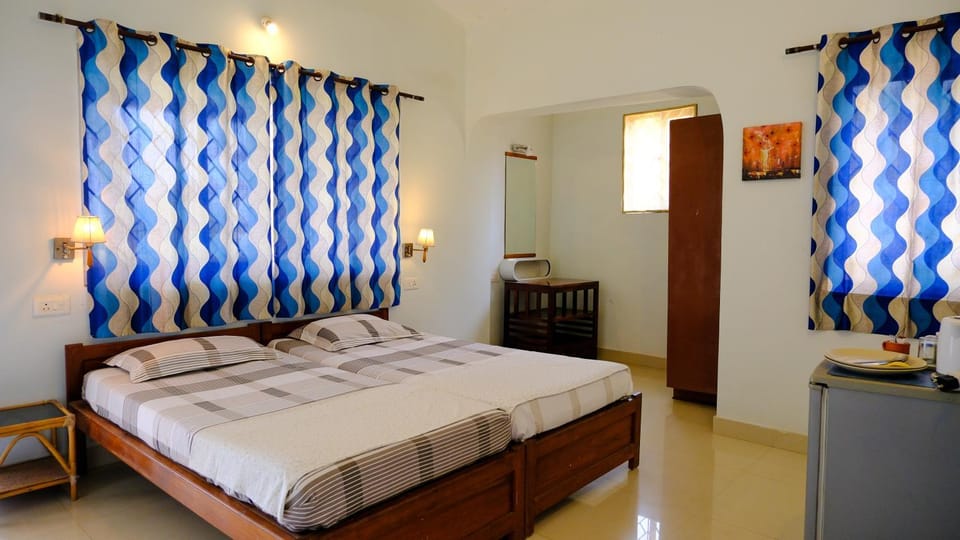 Bed, Photo of the whole room