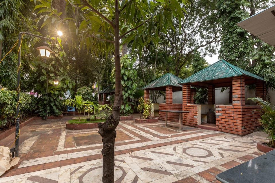 Garden, Garden view