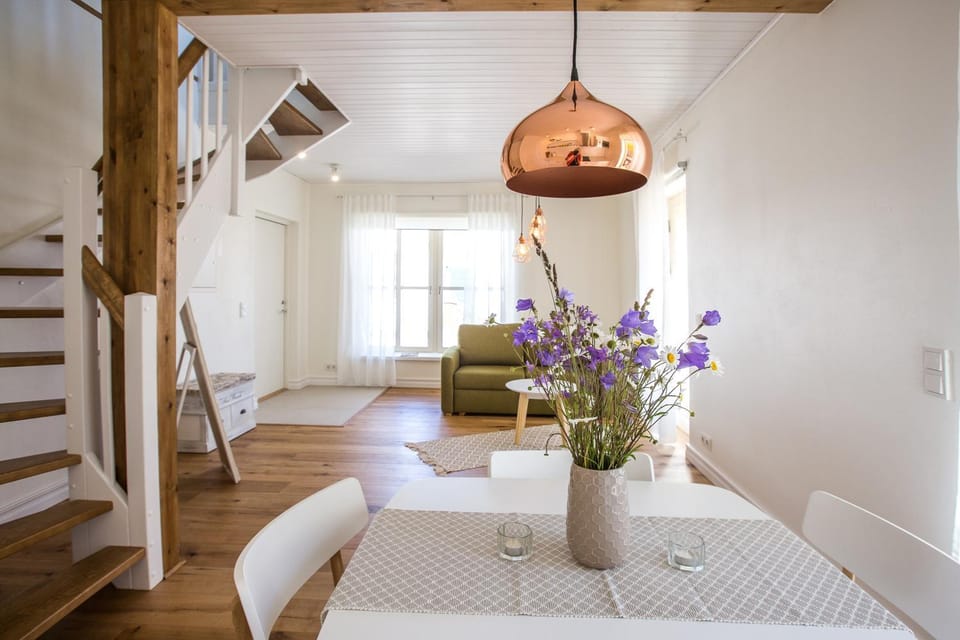 Living room, Photo of the whole room, Seating area