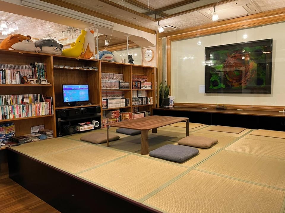 Communal lounge/ TV room, Living room