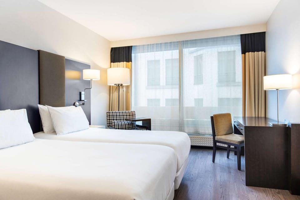 Photo of the whole room, Bedroom, On site