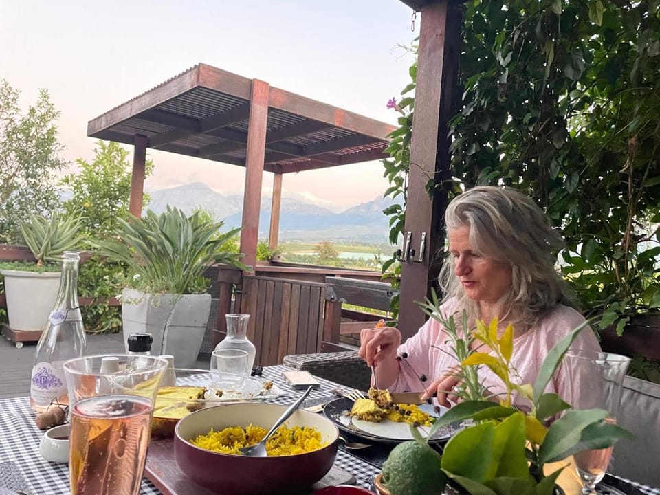 People, Natural landscape, Food and drinks, Mountain view