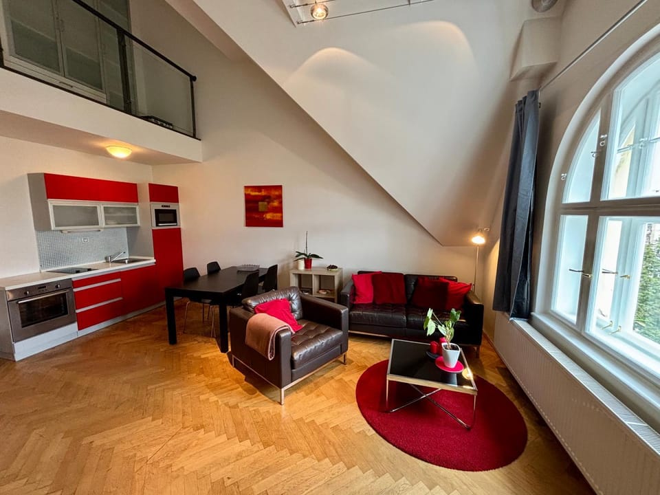 Kitchen or kitchenette, Living room, kitchen