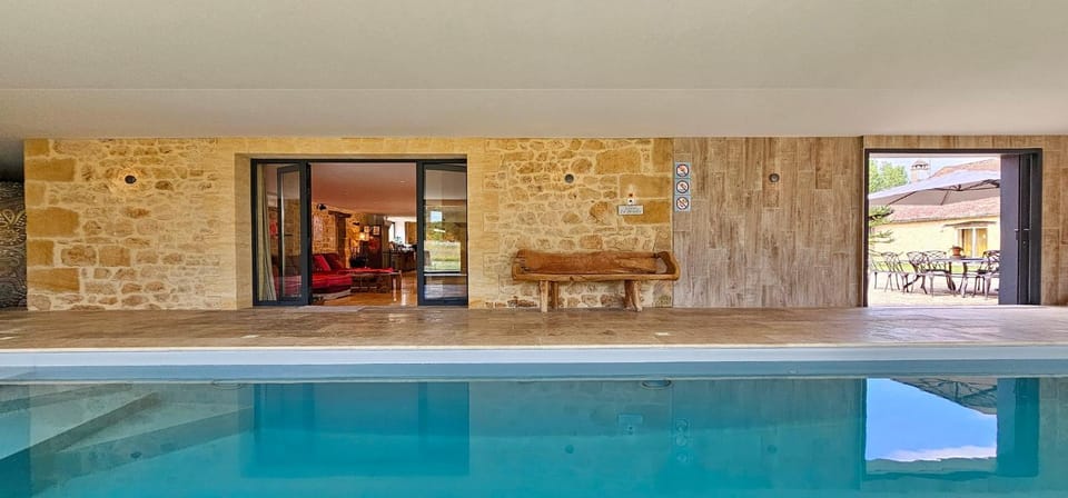 Swimming pool, Swimming pool