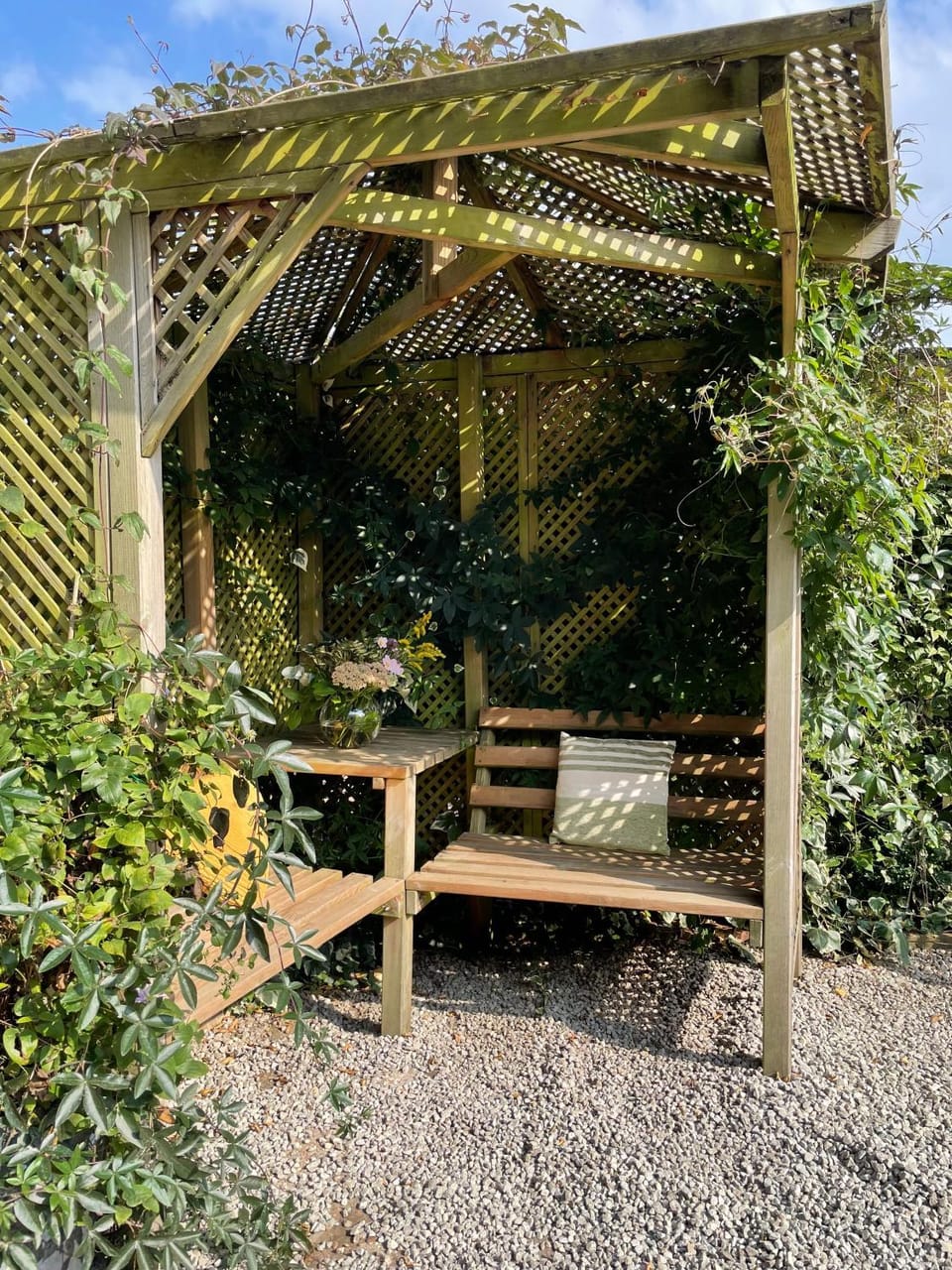 Patio, BBQ facilities, Seating area