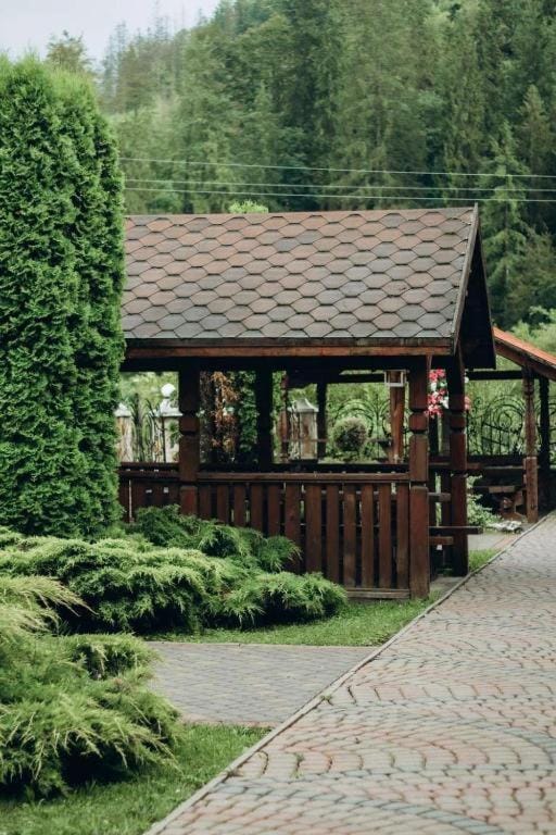 Domik Zubanicha House in Ukraine
