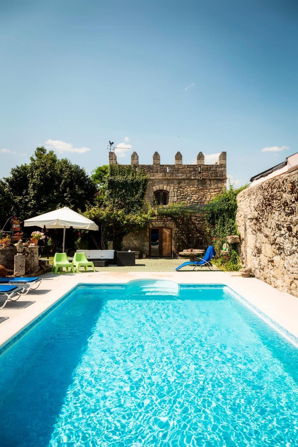 Swimming pool, Swimming pool