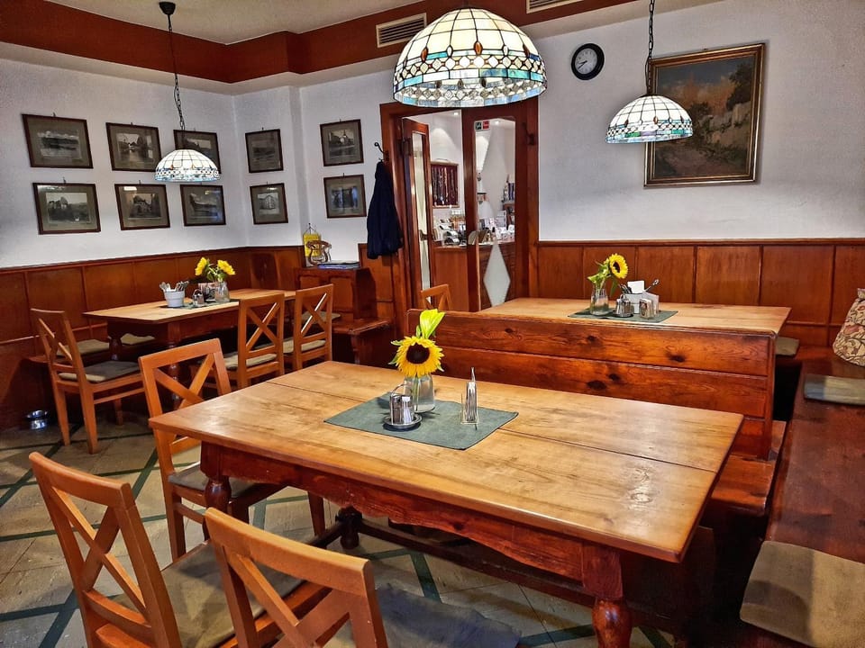 Gasthof Mang Bed and Breakfast in Austria