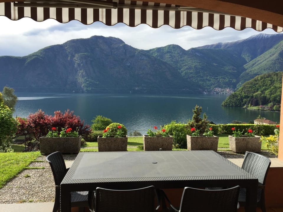 Patio, Dining area, Lake view