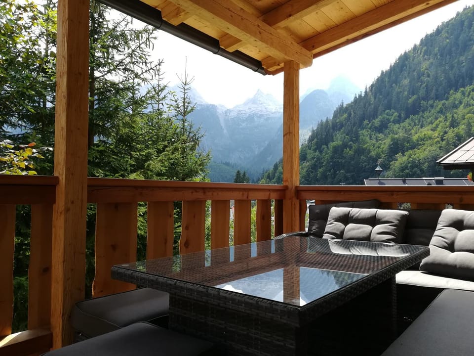 View (from property/room), Balcony/Terrace, Seating area, Dining area, Mountain view