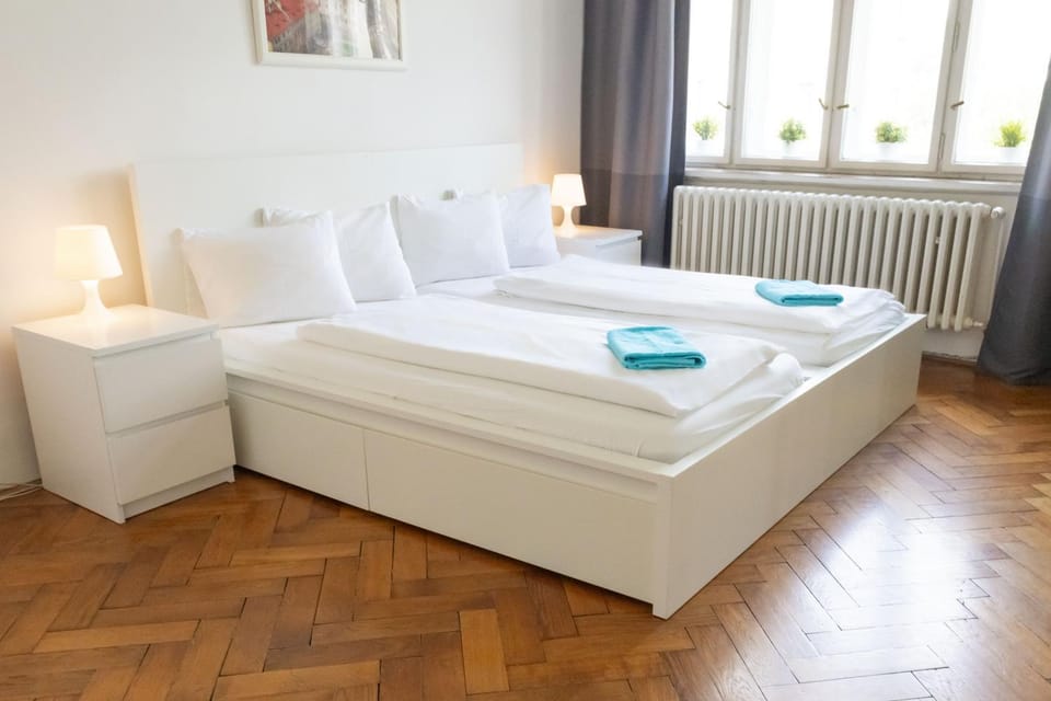 Bed, Bedroom, wardrobe