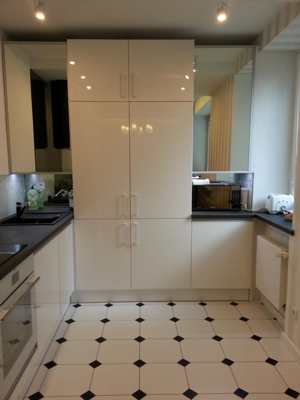 Kitchen or kitchenette