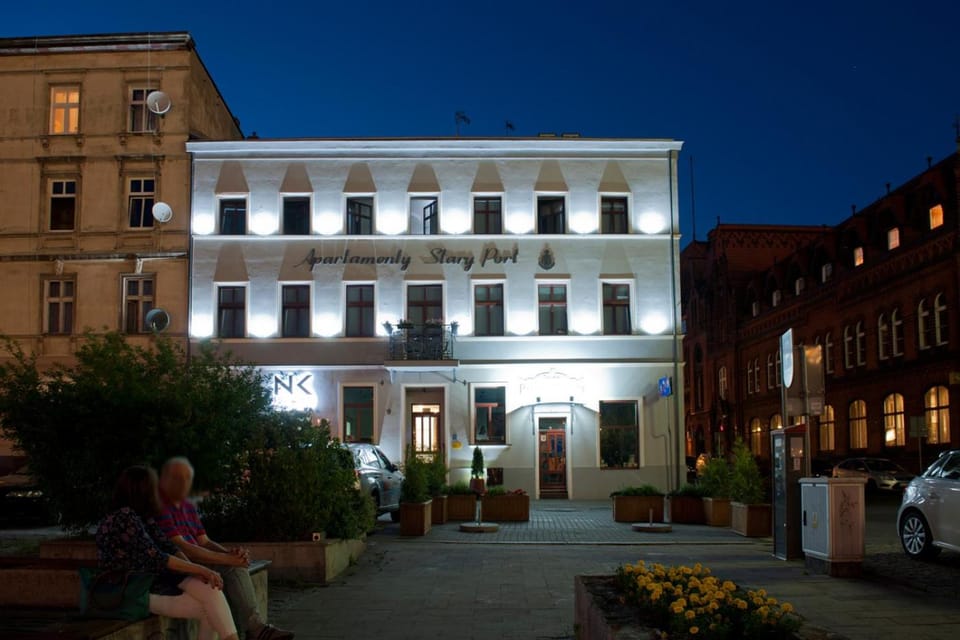 Property building, Facade/entrance