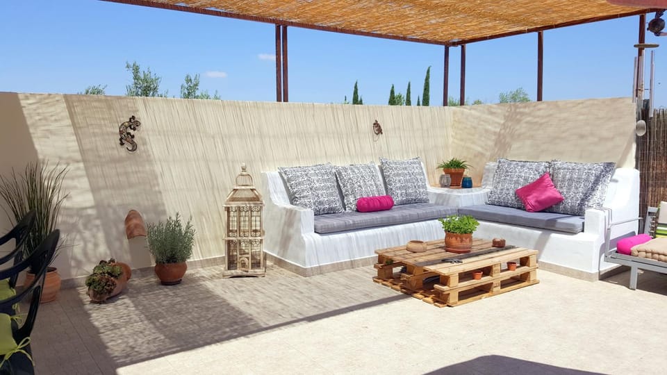 Patio, Off site, Day, Summer, Balcony/Terrace, On site