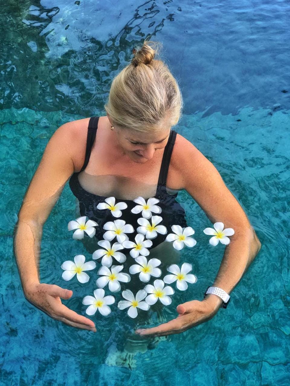 Garden, Swimming pool, Family