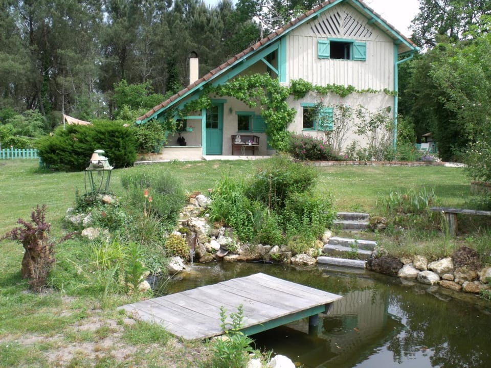Facade/entrance, Garden, Garden view, Internal: Not applicable to any particular room