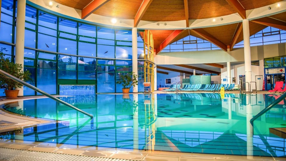Evening entertainment, Swimming pool